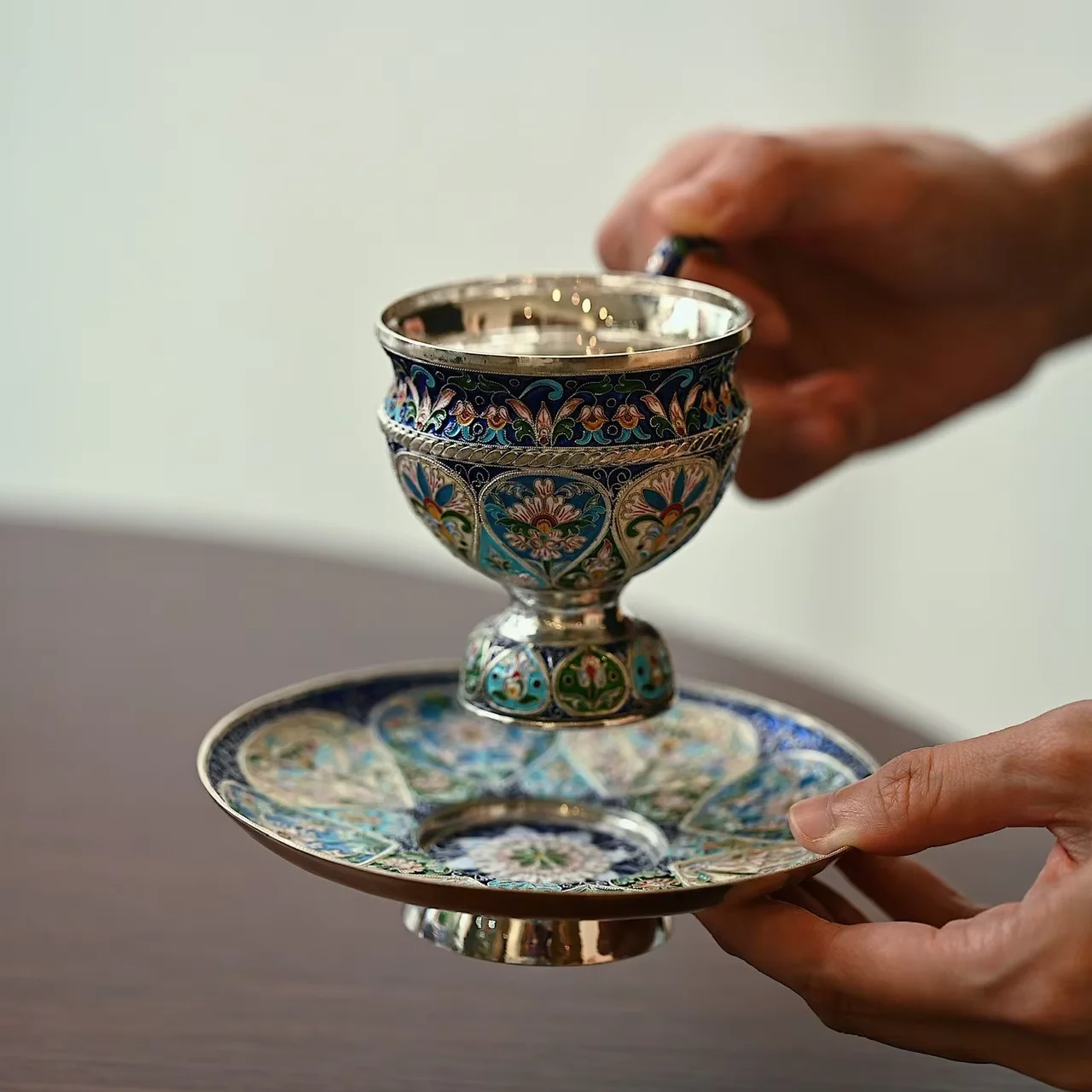 Selection Of Fine Products Handmade Sterling Silver Tea Set Coffee Set Floral Pattern Elegant Filigree Enamel Hot Selling
Selection Of Fine Products Handmade Sterling Silver Tea Set Coffee Set Floral Pattern Elegant Filigree Enamel Hot Selling