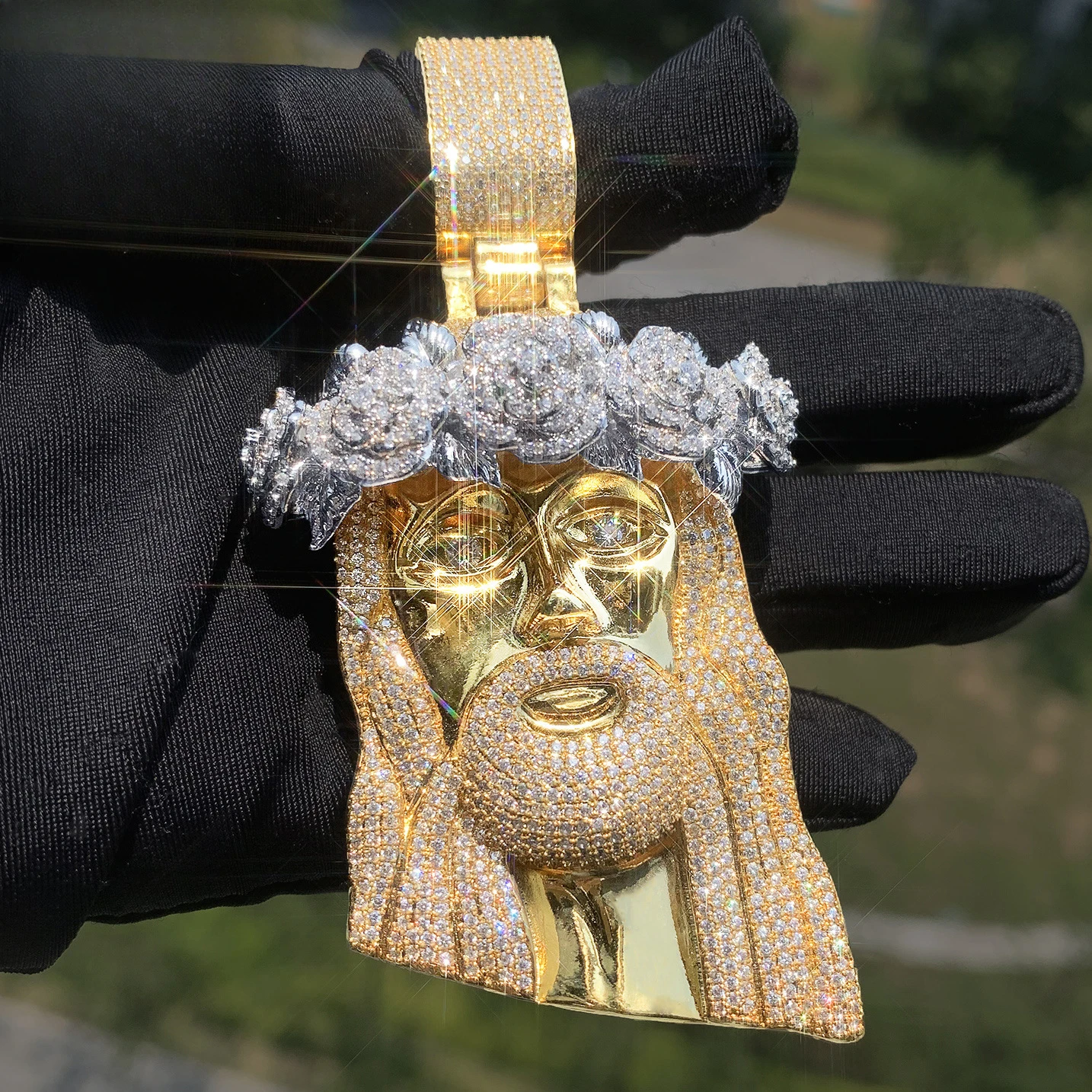3D Jesus Relief Pendant Necklace Hip-hop Style Gold Plated Cross with Handset Zircon
3D Jesus Relief Pendant Necklace Hip-hop Style Gold Plated Cross with Handset Zircon