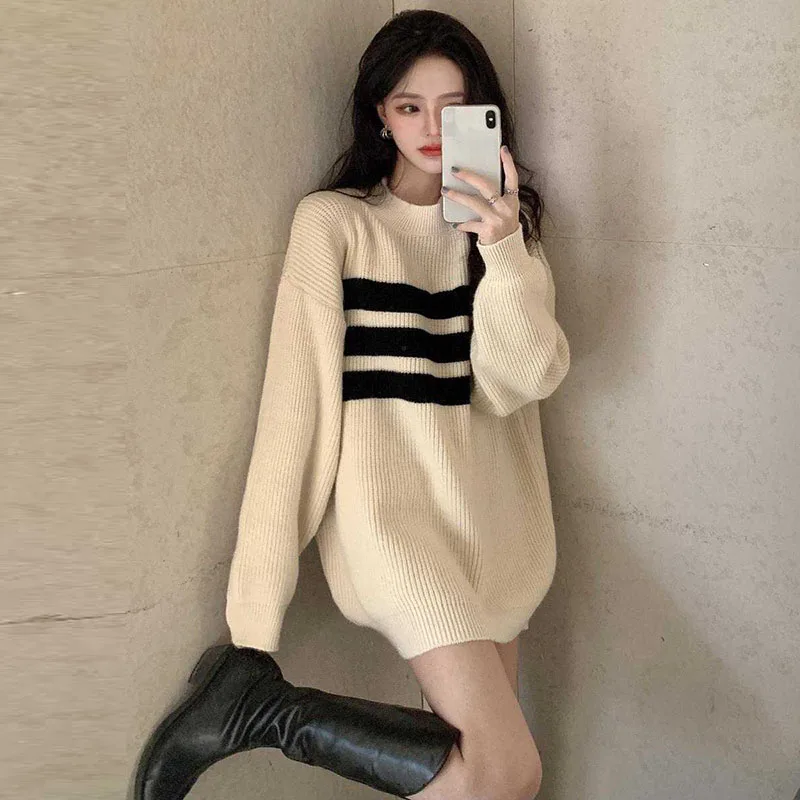 Simple Black White Stripe O-Neck Korean Sweater 2023 Autumn Winter Fashion Women Sweater Office Lady Loose Knit Pullover Sweater
Simple Black White Stripe O-Neck Korean Sweater 2023 Autumn Winter Fashion Women Sweater Office Lady Loose Knit Pullover Sweater