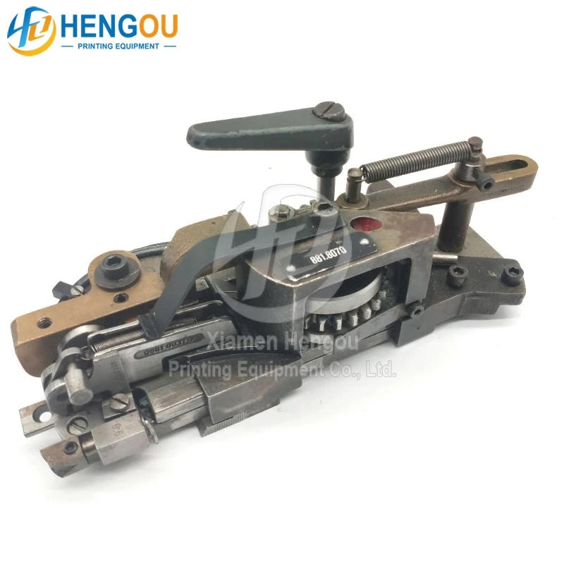 0881.0031.9 Old Model 881.8070 881.8071 Stitching Head for Muller HENGOU 881.0037.4 Original 90% New
0881.0031.9 Old Model 881.8070 881.8071 Stitching Head for Muller HENGOU 881.0037.4 Original 90% New