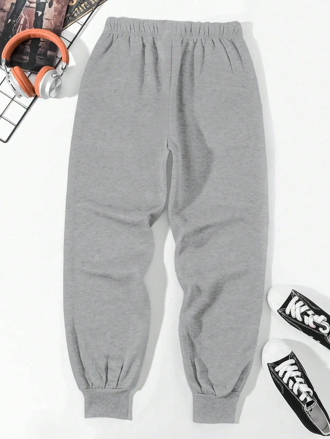 2024 men's drawstring waist comfortable fleece letter pattern printed high street versatile spring and autumn sweatpants S-3XL
2024 men's drawstring waist comfortable fleece letter pattern printed high street versatile spring and autumn sweatpants S-3XL