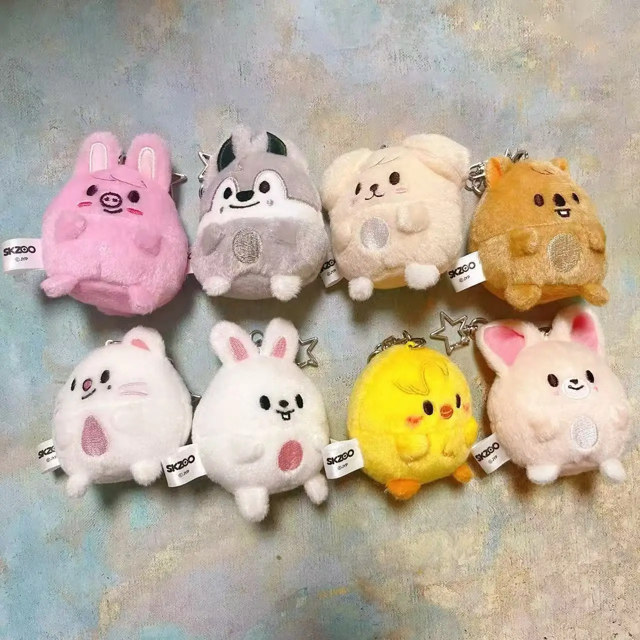 Skzoo Straykids Plush Egg Keychain Rabbit Fur Mini Plush toy Han Pendant Keychain Fans Gift Animals Stuffed Plushie Doll
Skzoo Straykids Plush Egg Keychain Rabbit Fur Mini Plush toy Han Pendant Keychain Fans Gift Animals Stuffed Plushie Doll