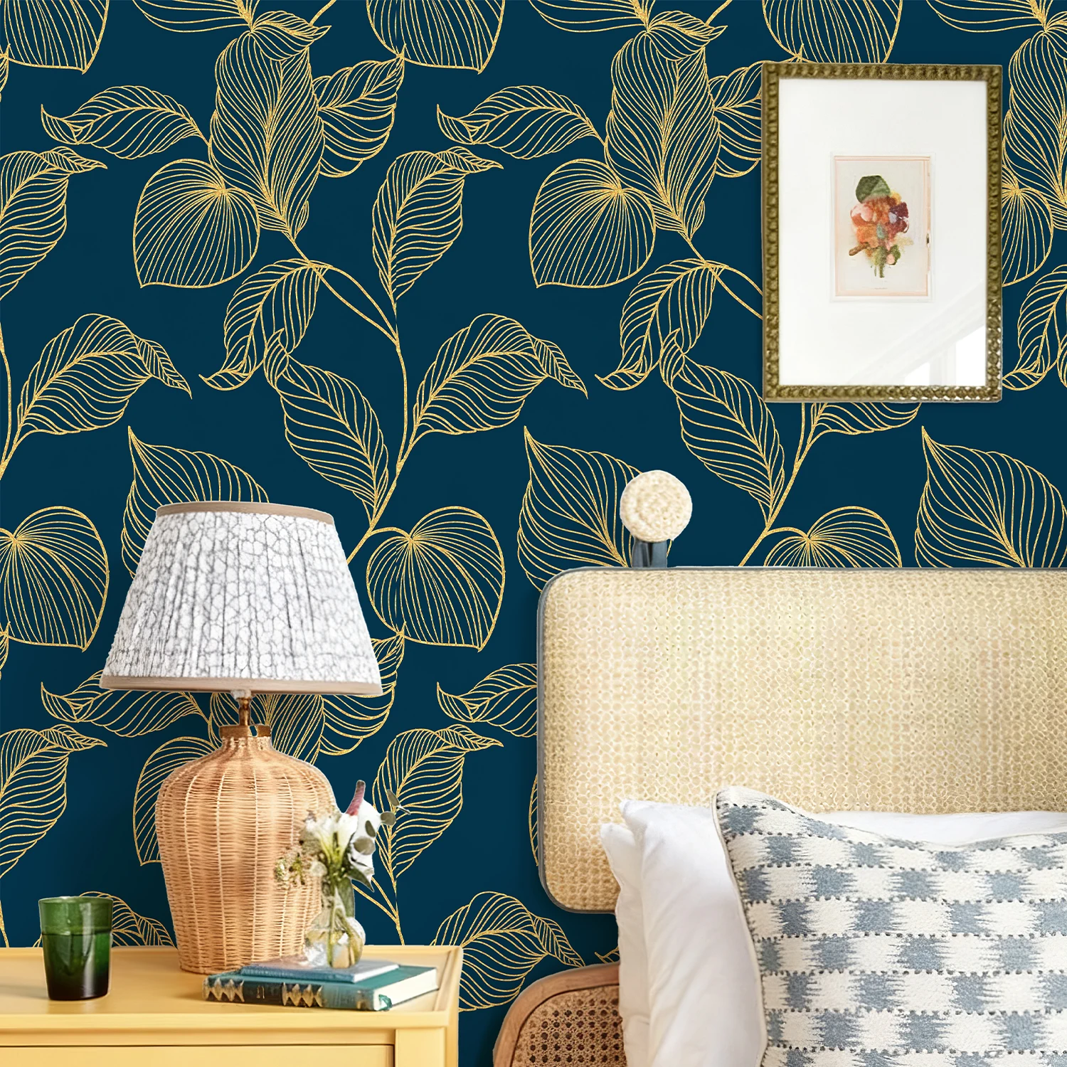 Vintage Classic Dark Blue Leaves PVC Wallpaper Chic Waterproof Peel and Stick Home Decoration Removable Wall Stickers 17.7"*118“
Vintage Classic Dark Blue Leaves PVC Wallpaper Chic Waterproof Peel and Stick Home Decoration Removable Wall Stickers 17.7"*118“