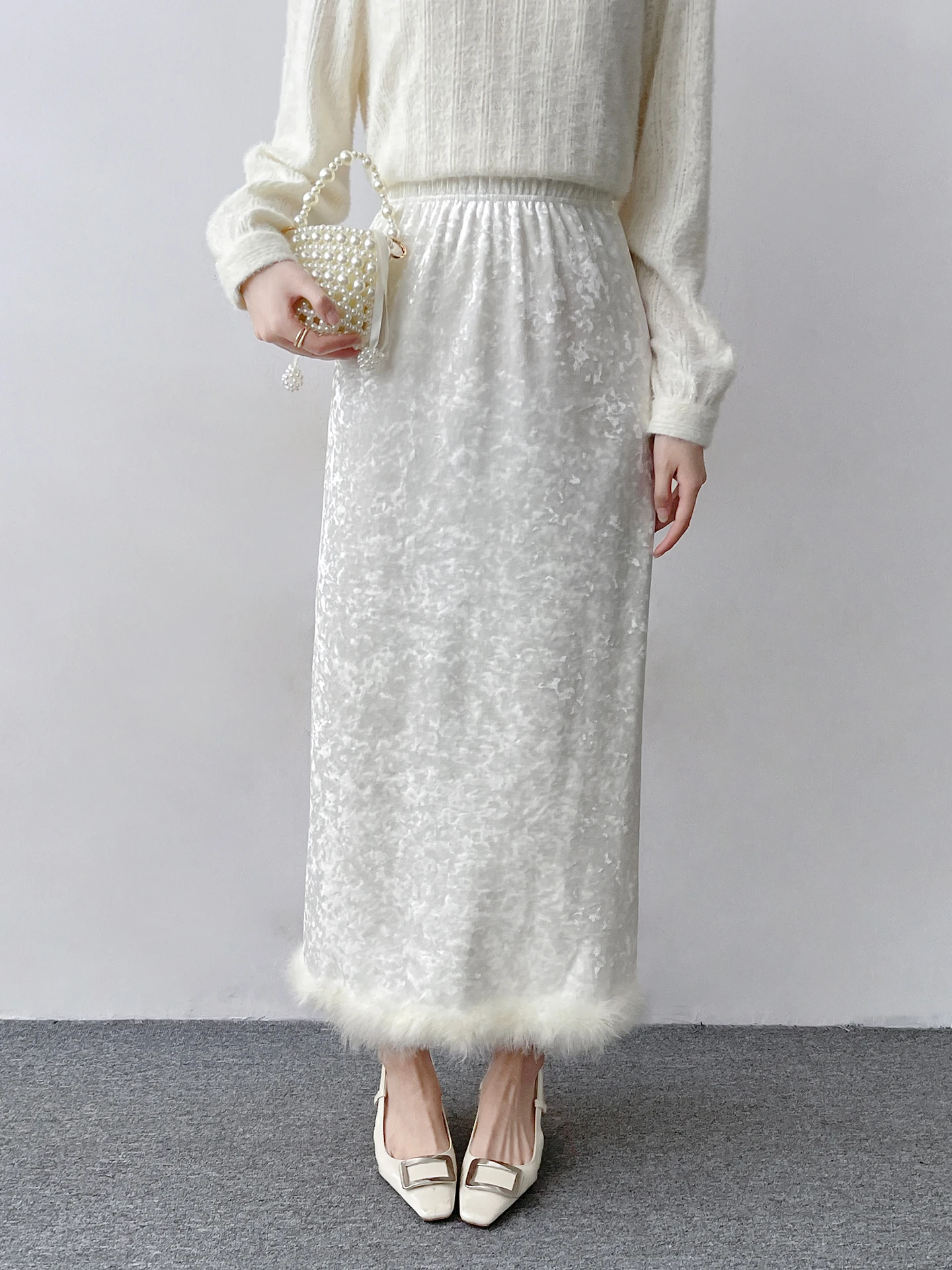 Корейская бархатная юбка с высокой талией, облегающая, прямого кроя, для женщин, осенне-зимняя, модная, приятная для кожи, дышащая
Корейская бархатная юбка с высокой талией, облегающая, прямого кроя, для женщин, осенне-зимняя, модная, приятная для кожи, дышащая