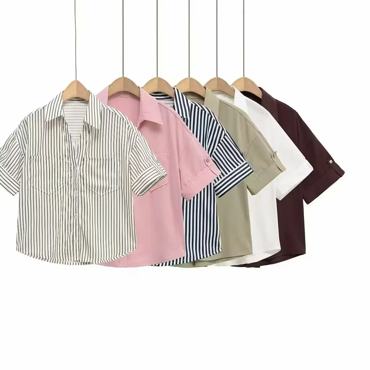 WOMAN 2026 Summer Chic New Fashion Single-breasted Blouses Retro Lapel Short Sleeve Pockets Casual Female Shirts Blusas Tops
WOMAN 2026 Summer Chic New Fashion Single-breasted Blouses Retro Lapel Short Sleeve Pockets Casual Female Shirts Blusas Tops