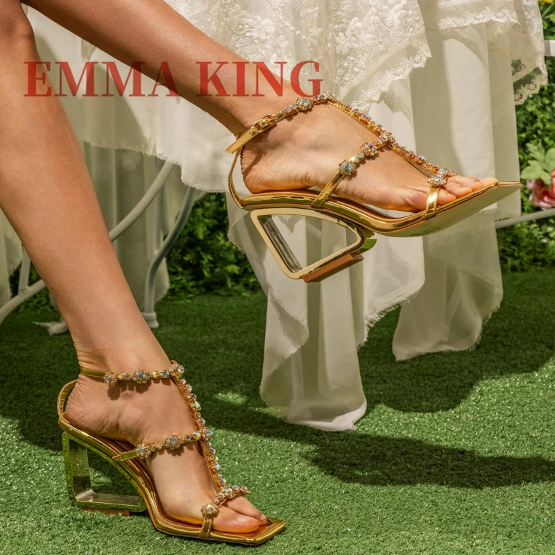 Crystal T-sharp Wedge Sandal Women Open Square-toe Wedding Party Bridal Shoes Ladies Trending Open Toe Rhinestone Decor Pumps
Crystal T-sharp Wedge Sandal Women Open Square-toe Wedding Party Bridal Shoes Ladies Trending Open Toe Rhinestone Decor Pumps
