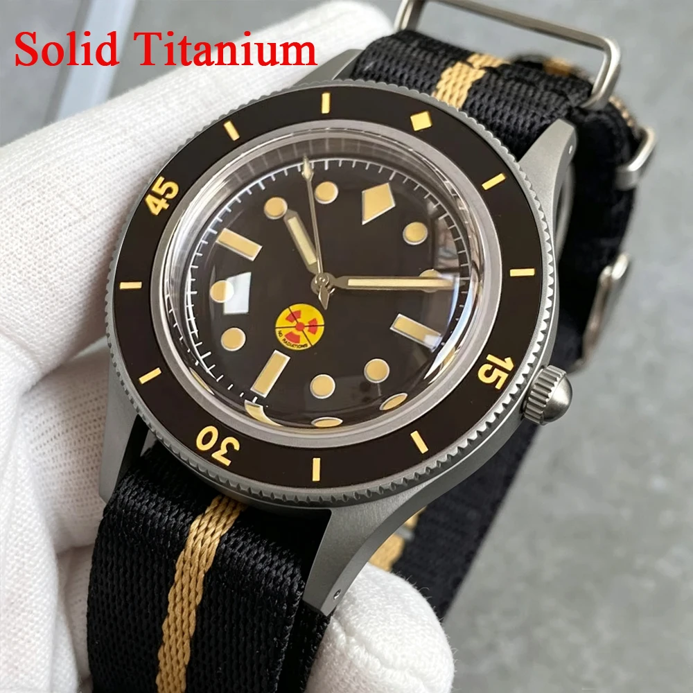 Solid Titanium Miyota 8215 Lume Bezel Vintage Mechanical Diver Watch Men Domed Sapphire Glass 20BAR Waterproof Sandblast Case
Solid Titanium Miyota 8215 Lume Bezel Vintage Mechanical Diver Watch Men Domed Sapphire Glass 20BAR Waterproof Sandblast Case
