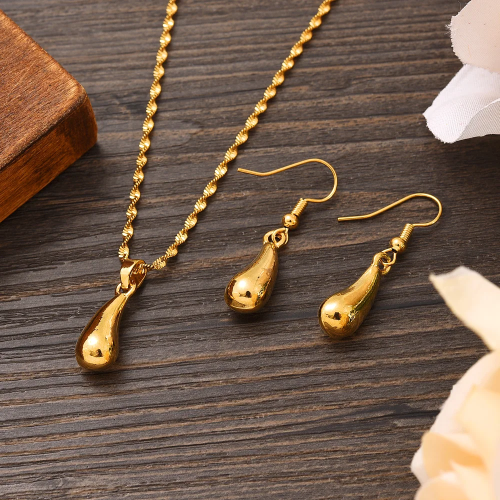 Gold Color Pendant Chain and Earrings for Women/Girls, Beautiful Charm Smooth Waterdrop Birthday Party Jewelry
Gold Color Pendant Chain and Earrings for Women/Girls, Beautiful Charm Smooth Waterdrop Birthday Party Jewelry