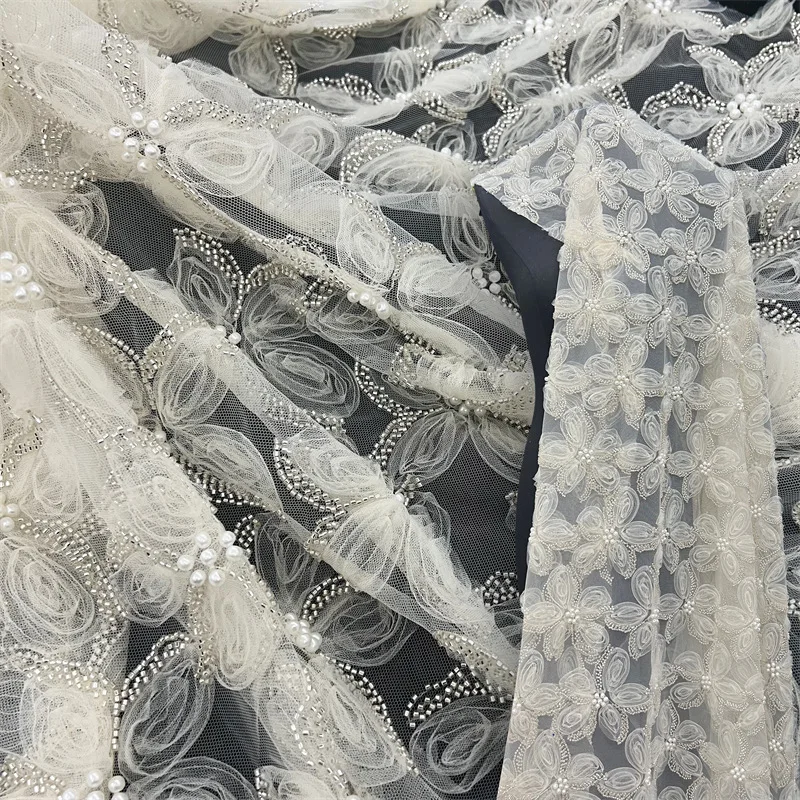 2Yards luxurious sequin and bead 3D floral embroidered lace mesh fabric for wedding dress designer fabric High quality
2Yards luxurious sequin and bead 3D floral embroidered lace mesh fabric for wedding dress designer fabric High quality