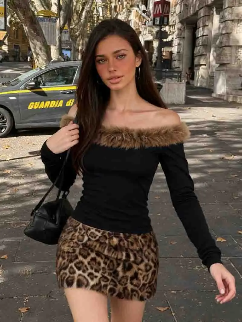 Длинная облегающая юбка из черного атласа для женщин, весенняя, эластичная, с разрезом, в стиле вестерн-бохо, для пляжного отдыха, с драпировкой и бахромой
Длинная облегающая юбка из черного атласа для женщин, весенняя, эластичная, с разрезом, в стиле вестерн-бохо, для пляжного отдыха, с драпировкой и бахромой