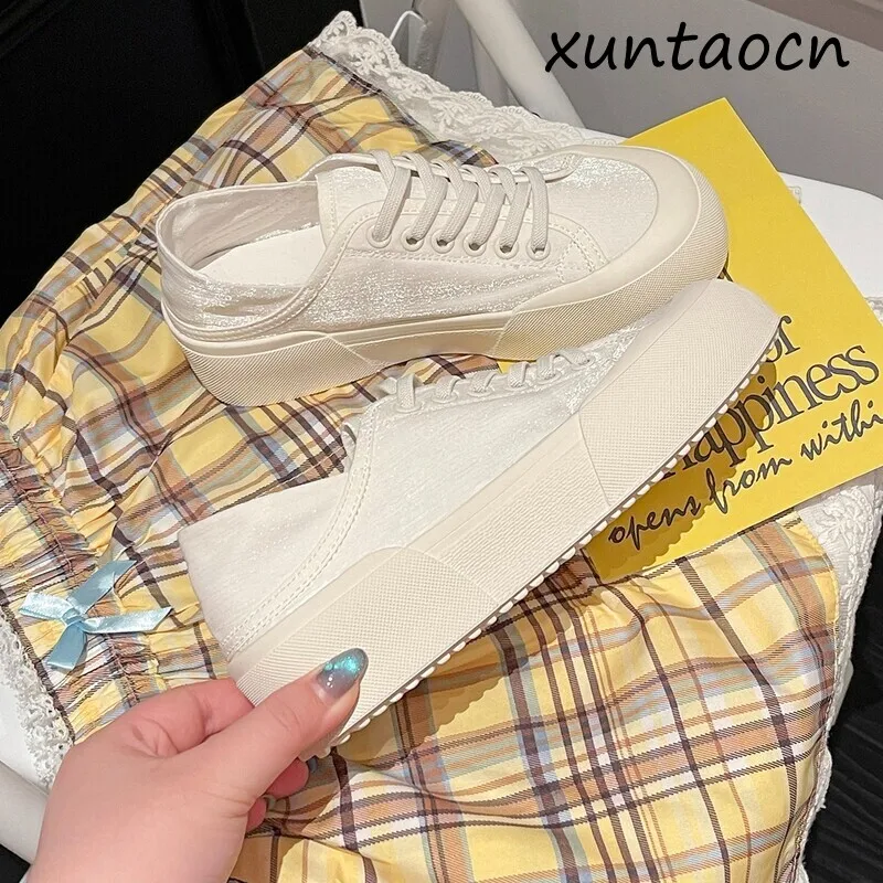 Women's round Toe Laced Canvas Slip-On Shoes Summer 2026 Thick Bottom Heightening Two-Way Wear Sport Casual Shoes
Women's round Toe Laced Canvas Slip-On Shoes Summer 2026 Thick Bottom Heightening Two-Way Wear Sport Casual Shoes