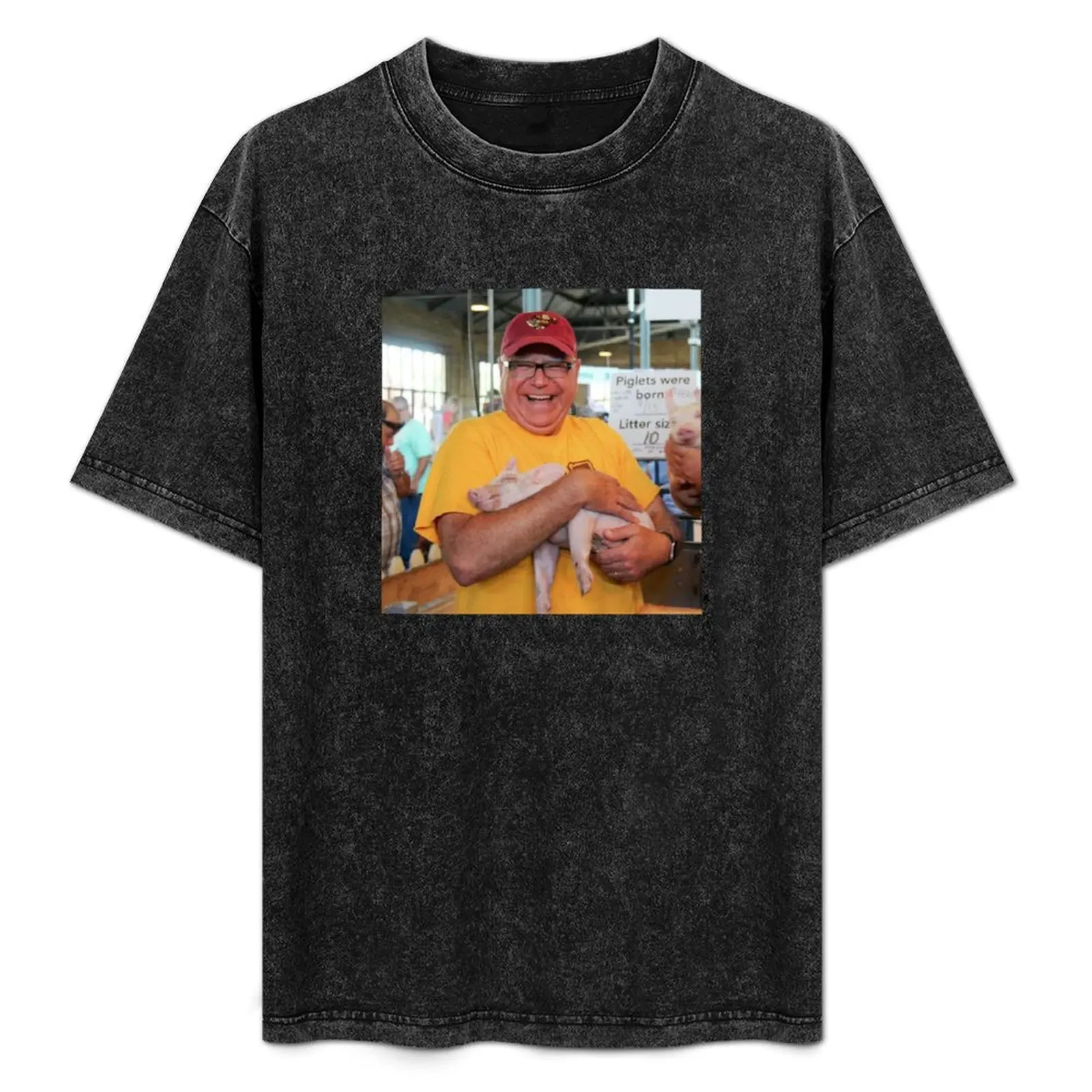 Tim Walz Big Dad Energy Harris Walz 2024 T-Shirt Holiday Casual Short Sleeve Top
Tim Walz Big Dad Energy Harris Walz 2024 T-Shirt Holiday Casual Short Sleeve Top