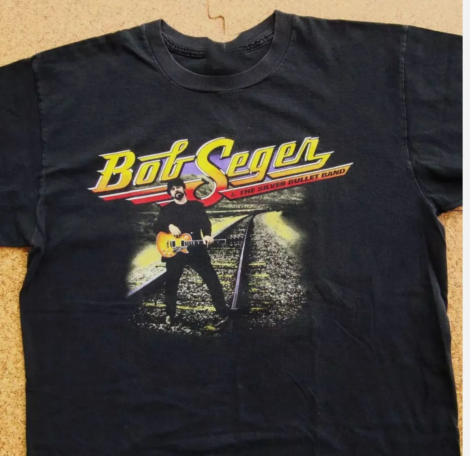 Bob Seger Silver Bullet Band T Shirt Tee men Uniex Size S M L 2345XL
Bob Seger Silver Bullet Band T Shirt Tee men Uniex Size S M L 2345XL