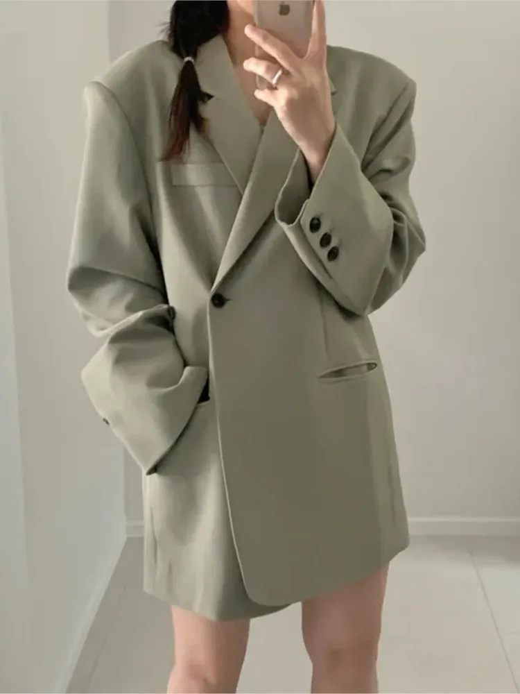 Korean Fashion Women Elegant Casual Solid Blazer Long Sleeve Vintage Chic Business Formal Jackets Female Outerwear Clothes
Korean Fashion Women Elegant Casual Solid Blazer Long Sleeve Vintage Chic Business Formal Jackets Female Outerwear Clothes