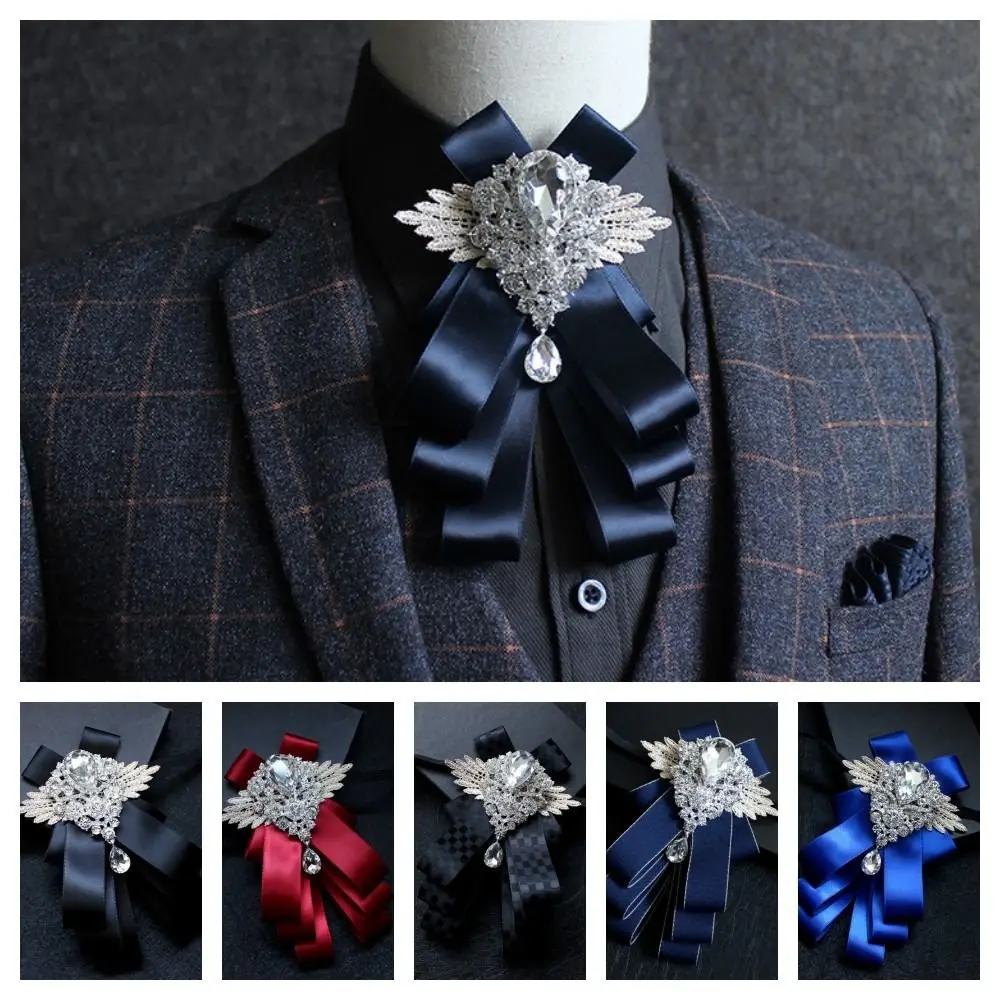 Simple Retro Rhinestone Collar Flower Crystal Elegant Gentleman's Bow Tie Business British Style Men's Suit Accessory Wedding
Simple Retro Rhinestone Collar Flower Crystal Elegant Gentleman's Bow Tie Business British Style Men's Suit Accessory Wedding