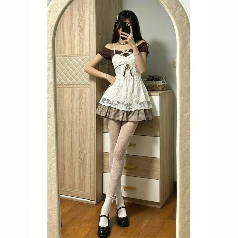 Preppy Style Sweet Three Piece Set Outfits Vintage Lace Camisole Short Sleeve Crop Top Women Retro Plaid Pleated Skirt Female
Preppy Style Sweet Three Piece Set Outfits Vintage Lace Camisole Short Sleeve Crop Top Women Retro Plaid Pleated Skirt Female