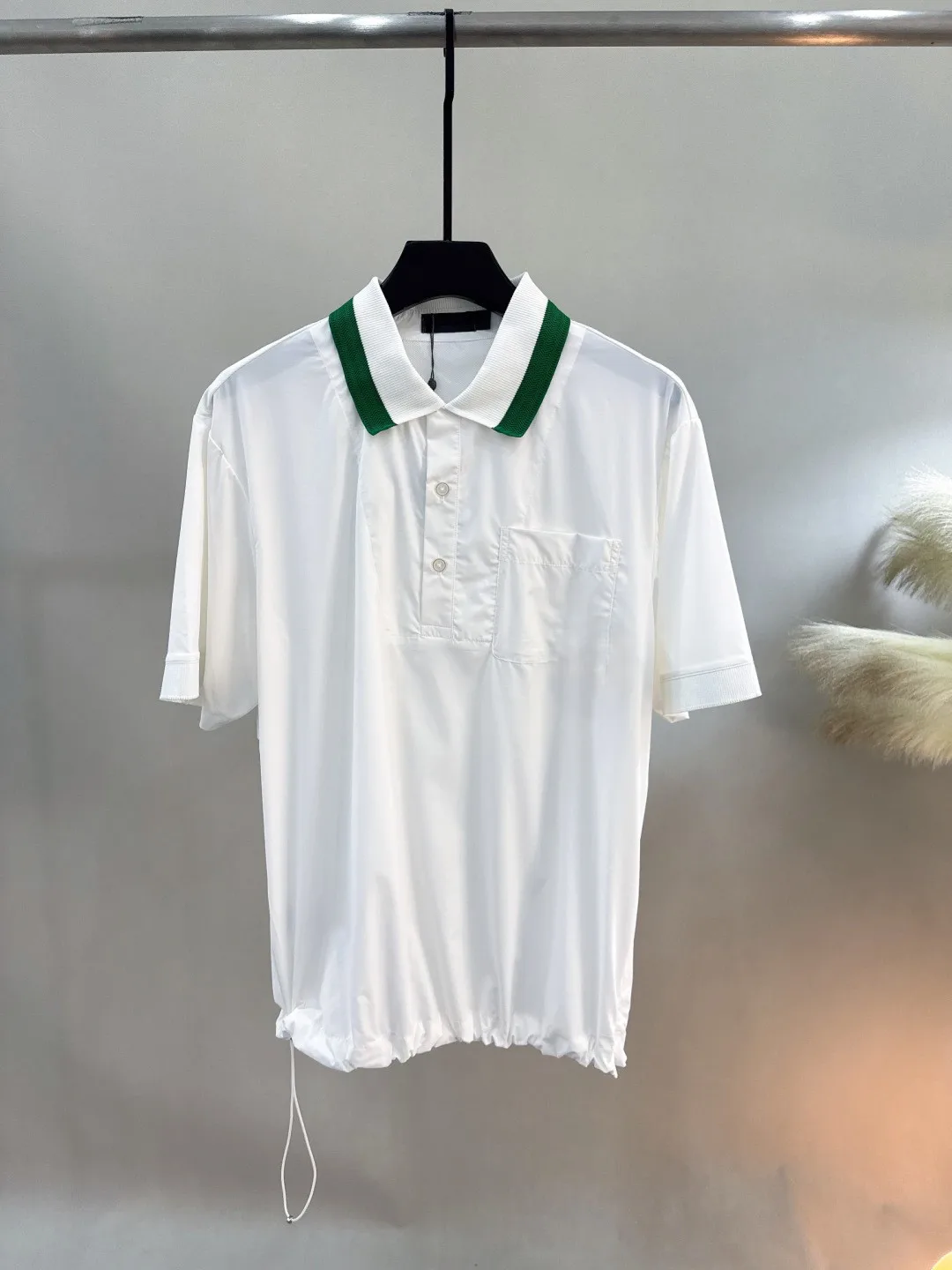 Men's New Summer Golf Casual Shirt: UV Protection, Slimming, and Versatile
Men's New Summer Golf Casual Shirt: UV Protection, Slimming, and Versatile
