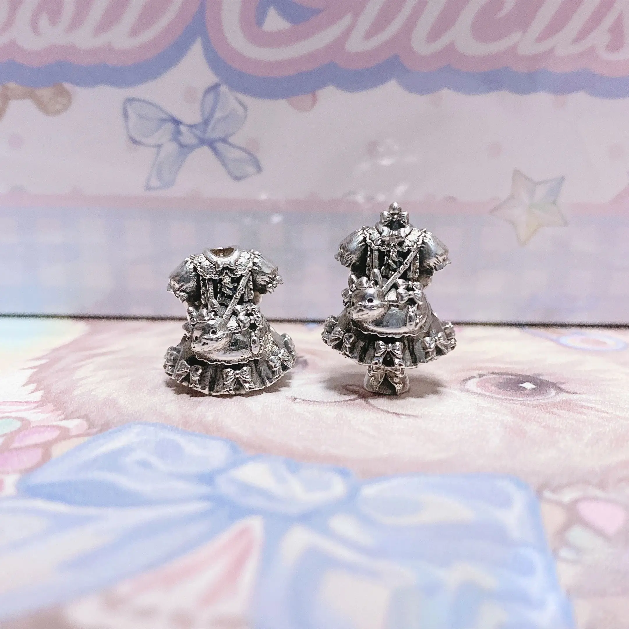 925 Sterling Silver Lolita Dress With Rabbit Bag Shelf Set Charm Bead For Bracelet Bangle European Jewelry
925 Sterling Silver Lolita Dress With Rabbit Bag Shelf Set Charm Bead For Bracelet Bangle European Jewelry