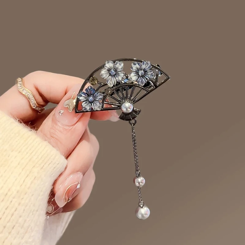 Vintage Flower Fan Hair Clip for Women, Elegant Side Hair Pin for Bangs, Mini Floral Clip for Thin Hair, Cute Hair Accessories
Vintage Flower Fan Hair Clip for Women, Elegant Side Hair Pin for Bangs, Mini Floral Clip for Thin Hair, Cute Hair Accessories
