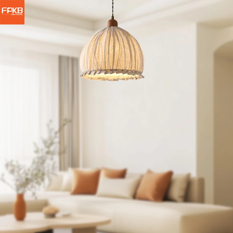 Fabric cotton and linen chandelier linen retro rustic minimalist bedroom living room balcony bar light clothing store
Fabric cotton and linen chandelier linen retro rustic minimalist bedroom living room balcony bar light clothing store