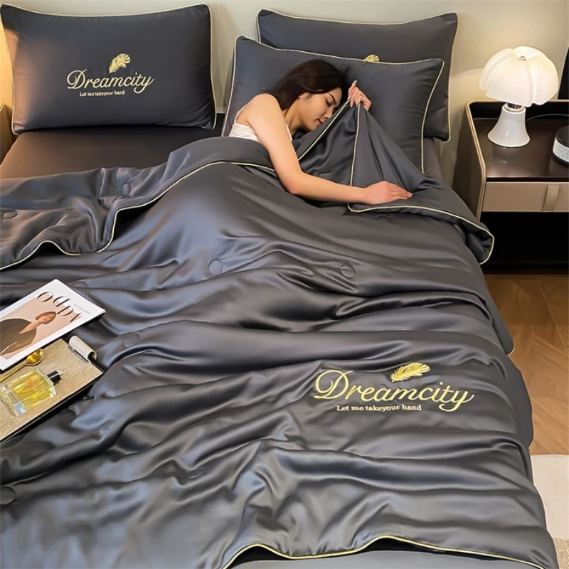 Summer Down Quilt Light Feather Series Bedding Set Water Washed Silk Embroidered Bedroom Bed Cover Quilt Set Bed Sheet
Summer Down Quilt Light Feather Series Bedding Set Water Washed Silk Embroidered Bedroom Bed Cover Quilt Set Bed Sheet