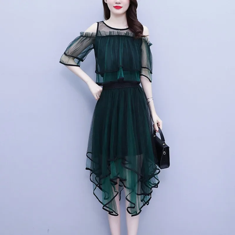 Off-shoulder 2 Pieces Skirt Sets for Women Y2k Streetwear Korean Style Clothing New Arrivals Promotion Woman Outfit Large Size
Off-shoulder 2 Pieces Skirt Sets for Women Y2k Streetwear Korean Style Clothing New Arrivals Promotion Woman Outfit Large Size