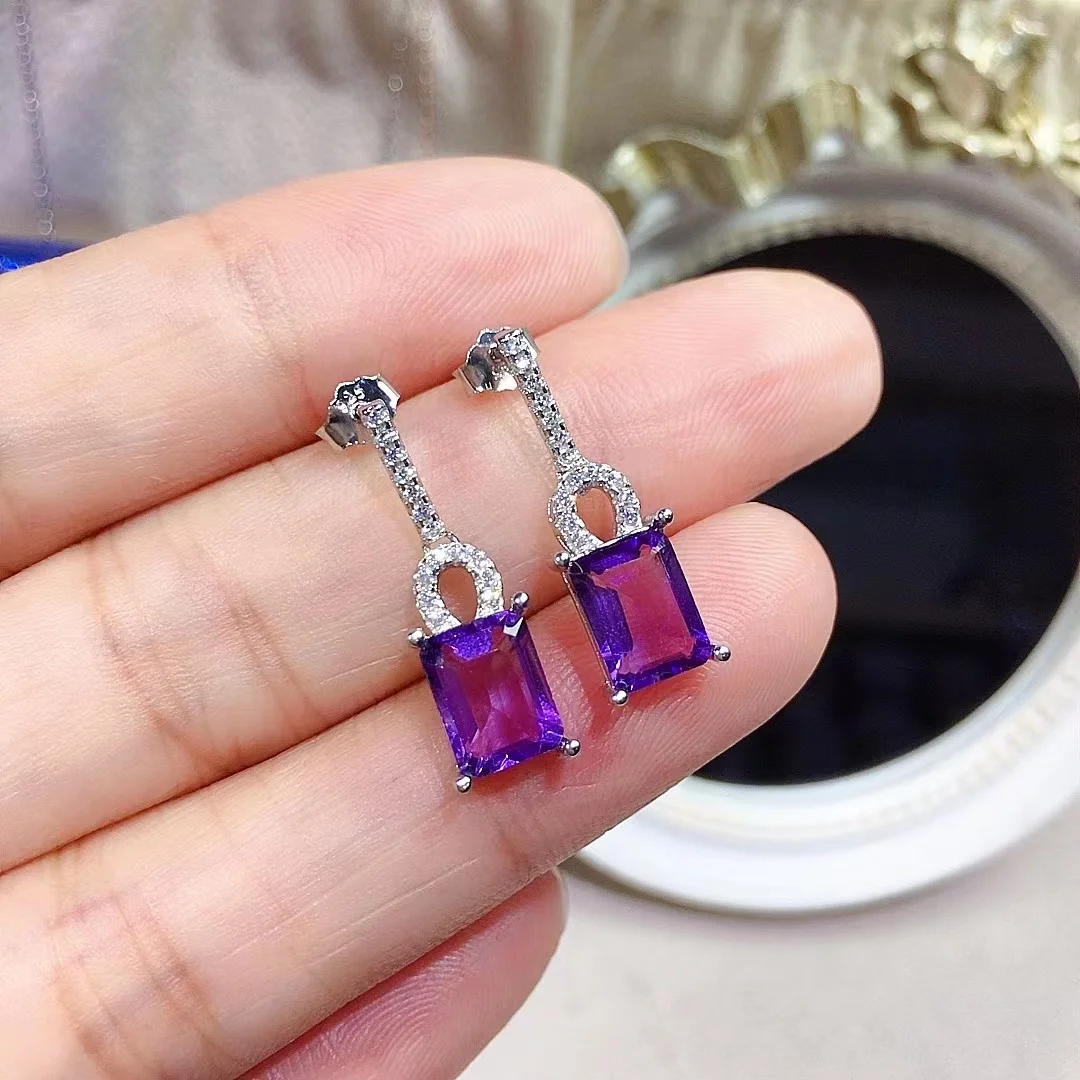 Total 3ct 6mm*8mm Natural Amethyst Drop Earrings VVS Grade Emerald Cut Amethyst 925 Silver Earrings for Party Gift for Woman
Total 3ct 6mm*8mm Natural Amethyst Drop Earrings VVS Grade Emerald Cut Amethyst 925 Silver Earrings for Party Gift for Woman