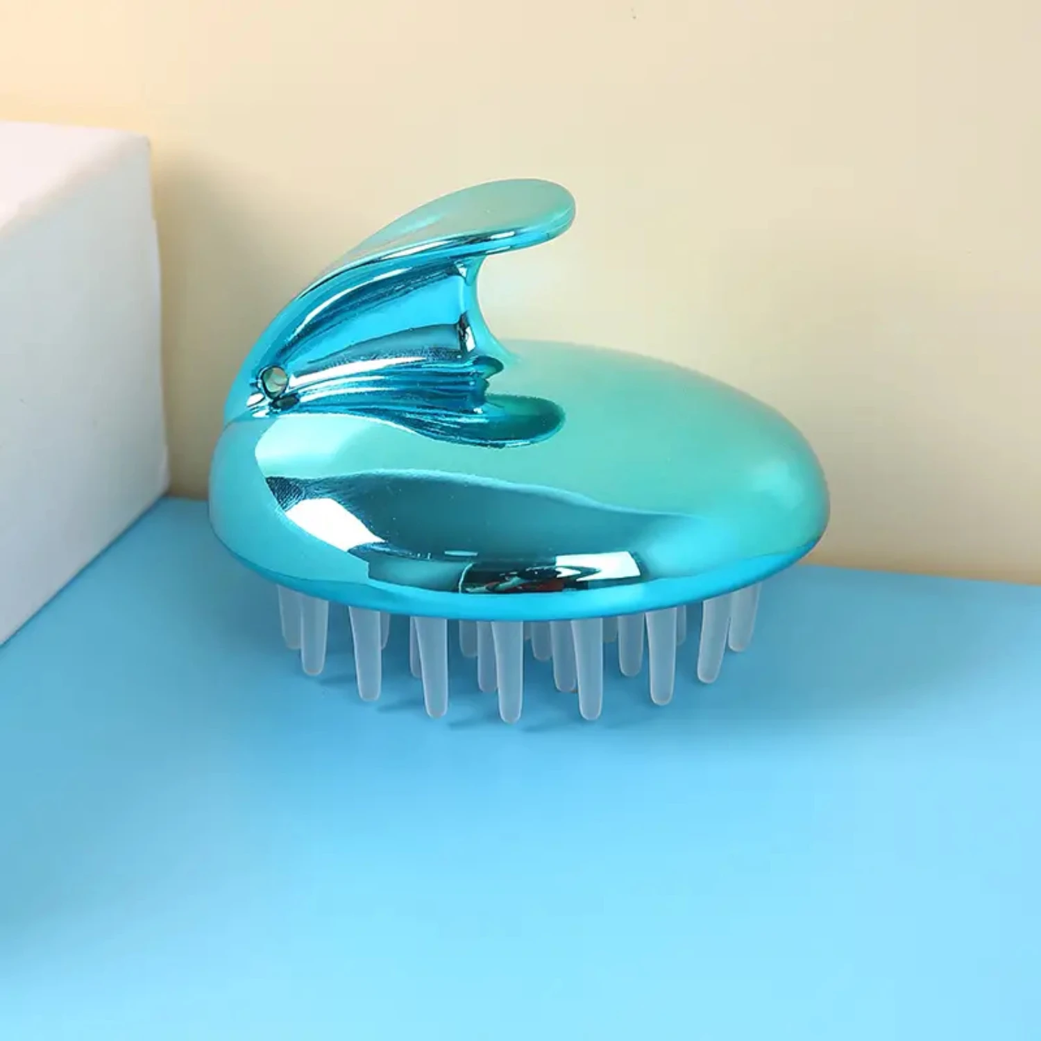 Relaxing Airbag Massage Shampoo Brush for a Gentle Scalp Cleaning Experience, 1pc
Relaxing Airbag Massage Shampoo Brush for a Gentle Scalp Cleaning Experience, 1pc