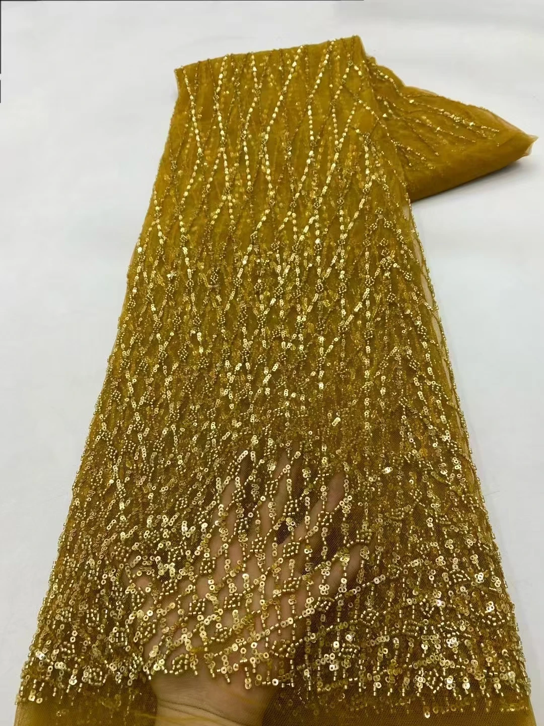 Latest Luxurious Gold Handmade Beads Sequins African Lace Fabric 2025 High Quality Beaded French Lace Fabric For Dress LXX25104
Latest Luxurious Gold Handmade Beads Sequins African Lace Fabric 2025 High Quality Beaded French Lace Fabric For Dress LXX25104