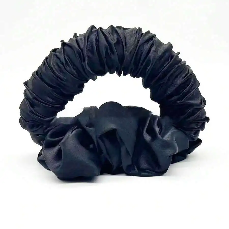 No-Heat Curling Hair Scrunchie Satin Sleep Hair Tie Soft Comfortable Slouchy Hair Curler For Women
No-Heat Curling Hair Scrunchie Satin Sleep Hair Tie Soft Comfortable Slouchy Hair Curler For Women
