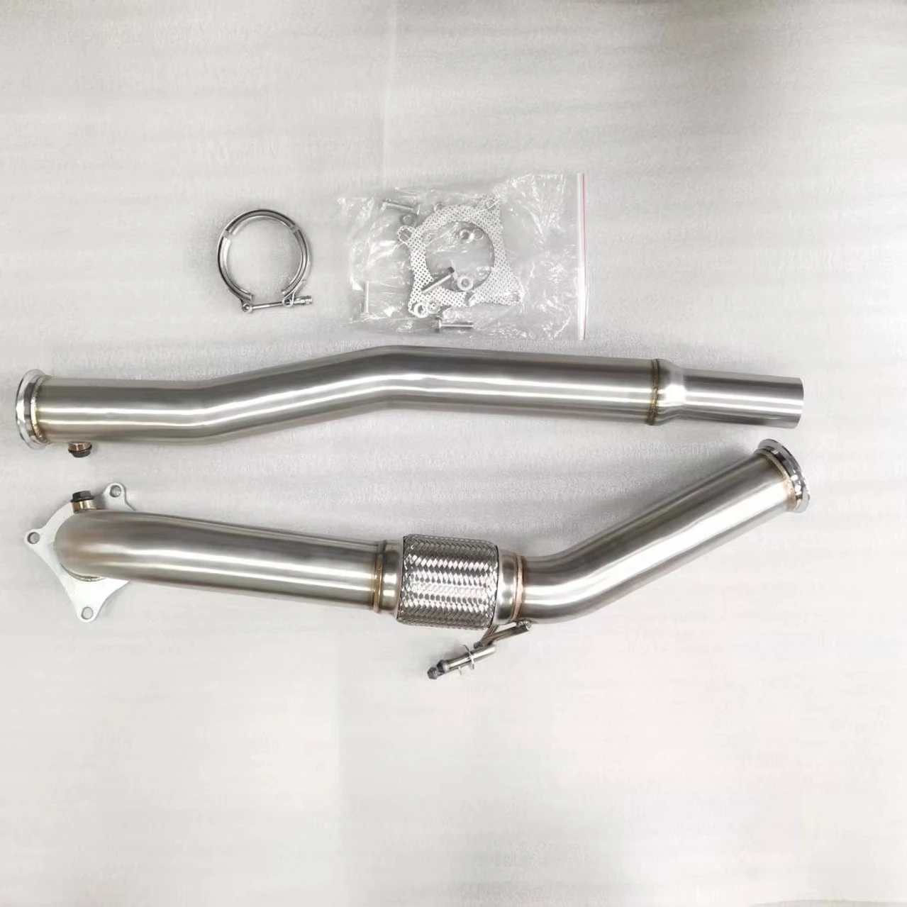 Exhaust Downpipes for MK6 Golf R S3 A3 Quattro 8P TT Quattro MK2 2.OT
Exhaust Downpipes for MK6 Golf R S3 A3 Quattro 8P TT Quattro MK2 2.OT