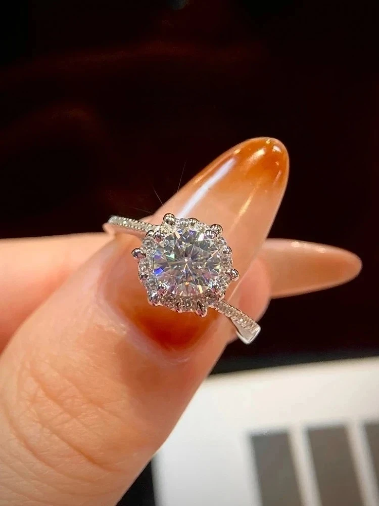 GRA Real 925 Sterling Silver Women 1CT Real Moissanite Diamond Brilliant Cubic Elegant Rings Engagement Band Trend Fine Jewelry
GRA Real 925 Sterling Silver Women 1CT Real Moissanite Diamond Brilliant Cubic Elegant Rings Engagement Band Trend Fine Jewelry
