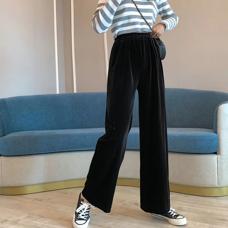 Женские бархатные брюки-палаццо свободного кроя, спортивные повседневные брюки с высокой талией, струящиеся, в пол, прямого кроя, весна-осень-27
Женские бархатные брюки-палаццо свободного кроя, спортивные повседневные брюки с высокой талией, струящиеся, в пол, прямого кроя, весна-осень-27