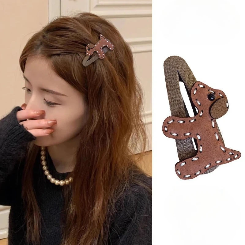 Милый щенок, кожаный зажим для волос, милая челка для девочек, боковой зажим для сломанных волос, лоб, BB-зажим, корейская мода, универсальные аксессуары
Милый щенок, кожаный зажим для волос, милая челка для девочек, боковой зажим для сломанных волос, лоб, BB-зажим, корейская мода, универсальные аксессуары