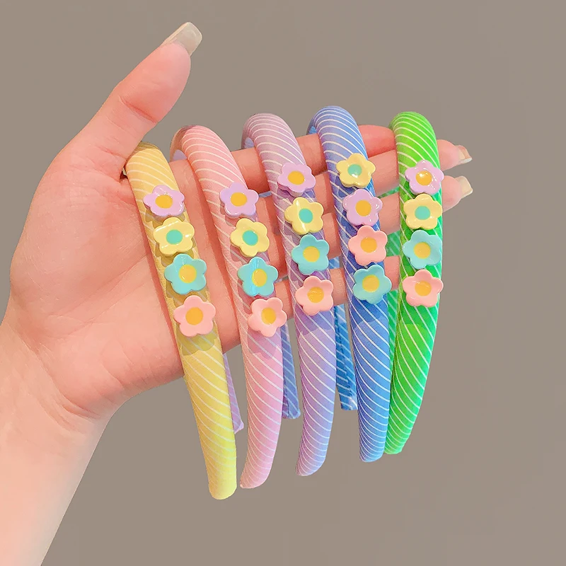 2025 New Children Colorful Stripe Flowers Ornament Headband Headwears Girls Simplicity Hair Hoop Headbands Kids Hair Accessories
2025 New Children Colorful Stripe Flowers Ornament Headband Headwears Girls Simplicity Hair Hoop Headbands Kids Hair Accessories
