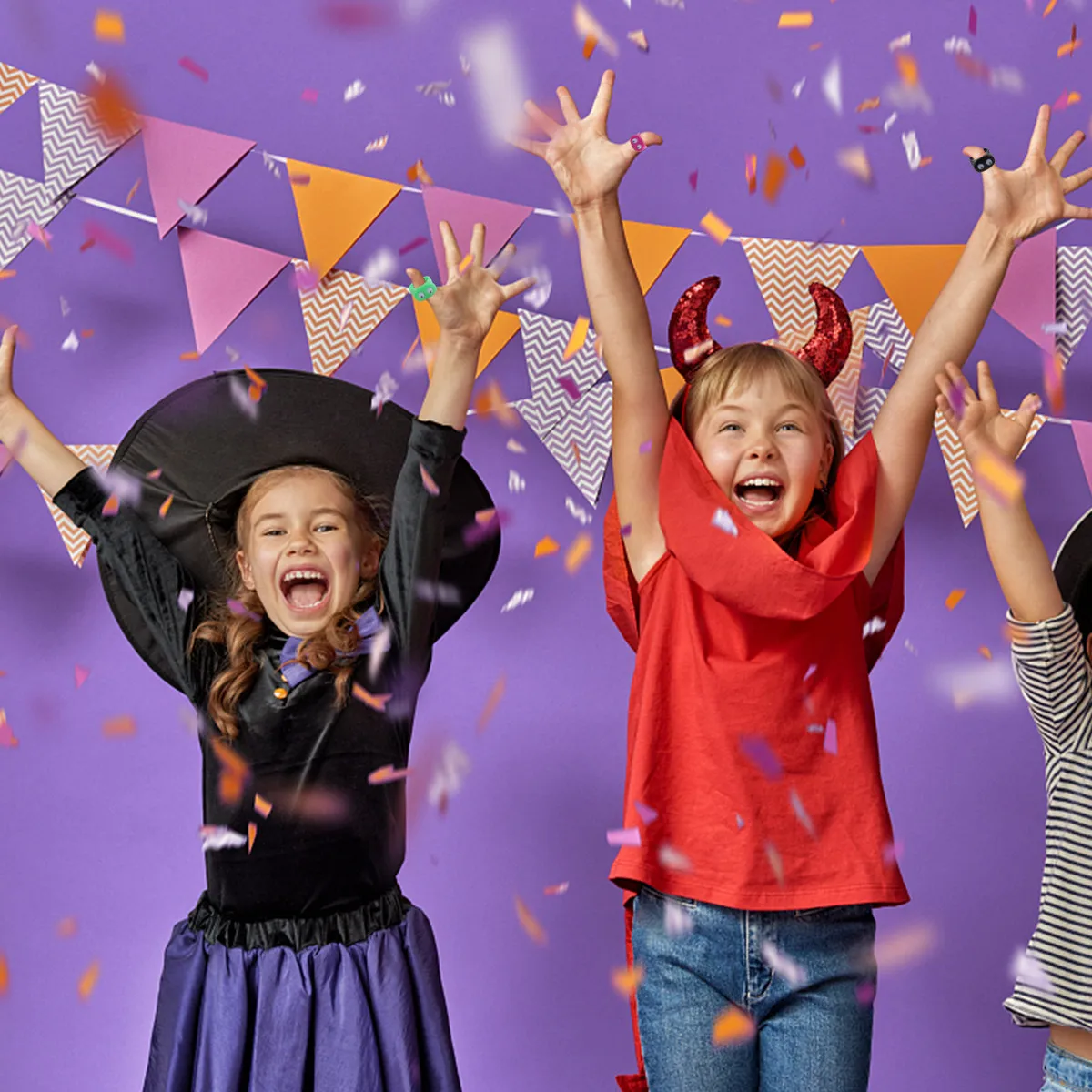 20Pcs Creative Kids Halloween Ring Plastic Finger Party Props Funny Eye Design Lively Atmosphere Indoor Entertainment
20Pcs Creative Kids Halloween Ring Plastic Finger Party Props Funny Eye Design Lively Atmosphere Indoor Entertainment