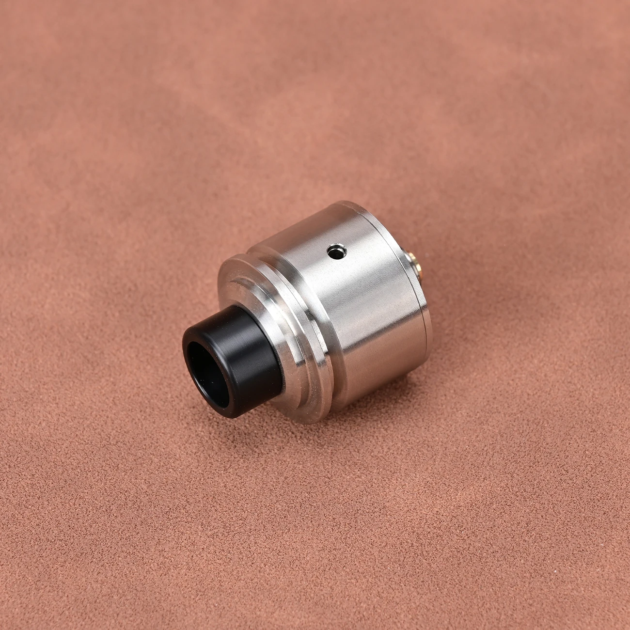 Wolfcoolvape Vaponaute Le Concorde 22mm Rebuildable Dripping Tank Atomizer with POM Tank for Enhanced Vaping Experience
Wolfcoolvape Vaponaute Le Concorde 22mm Rebuildable Dripping Tank Atomizer with POM Tank for Enhanced Vaping Experience