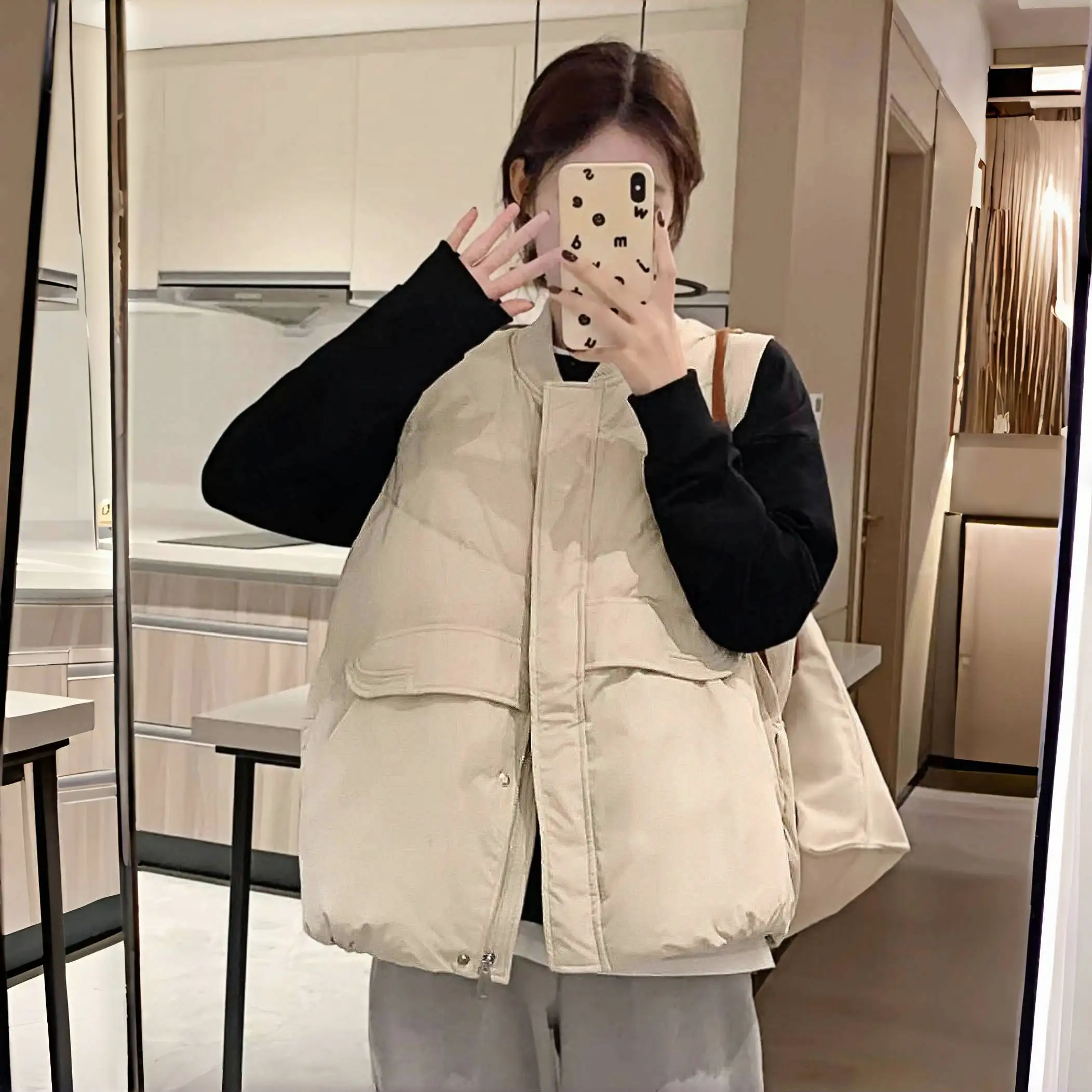 Универсальный хлопковый жилет для женщин, осенне-зимний новый жилет для похудения, хлопковое пальто
Универсальный хлопковый жилет для женщин, осенне-зимний новый жилет для похудения, хлопковое пальто