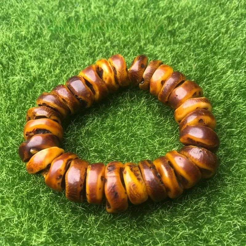 Resin Amber Bracelet - Fashion Unisex Accessory, Suitable for All Seasons, Daily Wear
Resin Amber Bracelet - Fashion Unisex Accessory, Suitable for All Seasons, Daily Wear