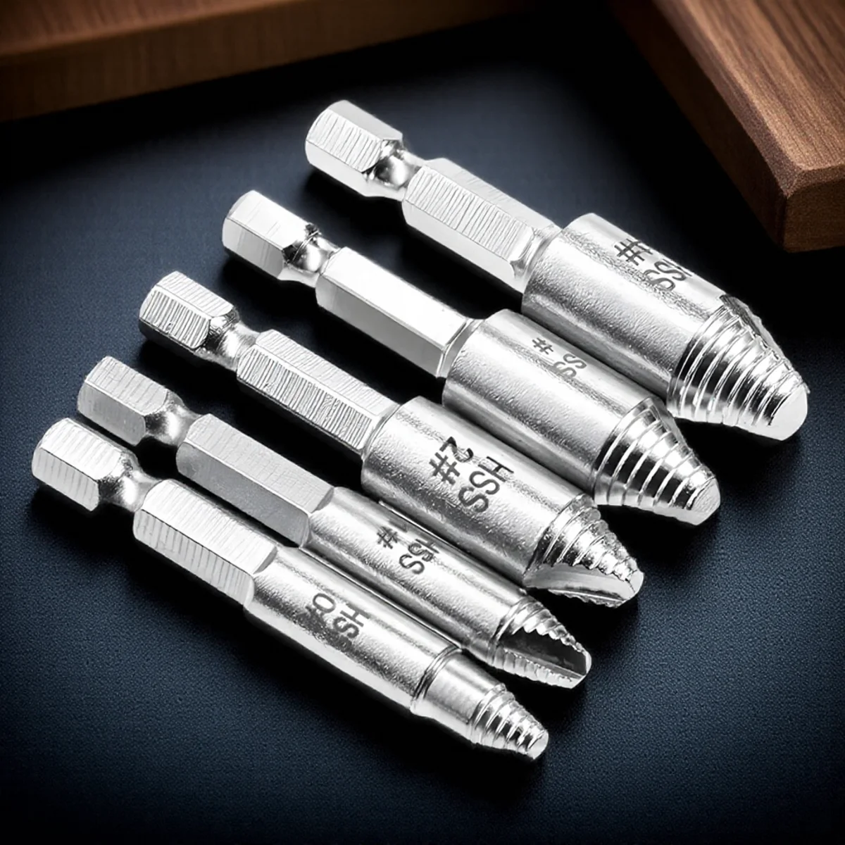 Набор из 5 экстракторов для винтов, быстрорежущая сталь, шестигранный хвостовик для поврежденных винтов, болтов, набор инструментов для снятия сломанных болтов
Набор из 5 экстракторов для винтов, быстрорежущая сталь, шестигранный хвостовик для поврежденных винтов, болтов, набор инструментов для снятия сломанных болтов