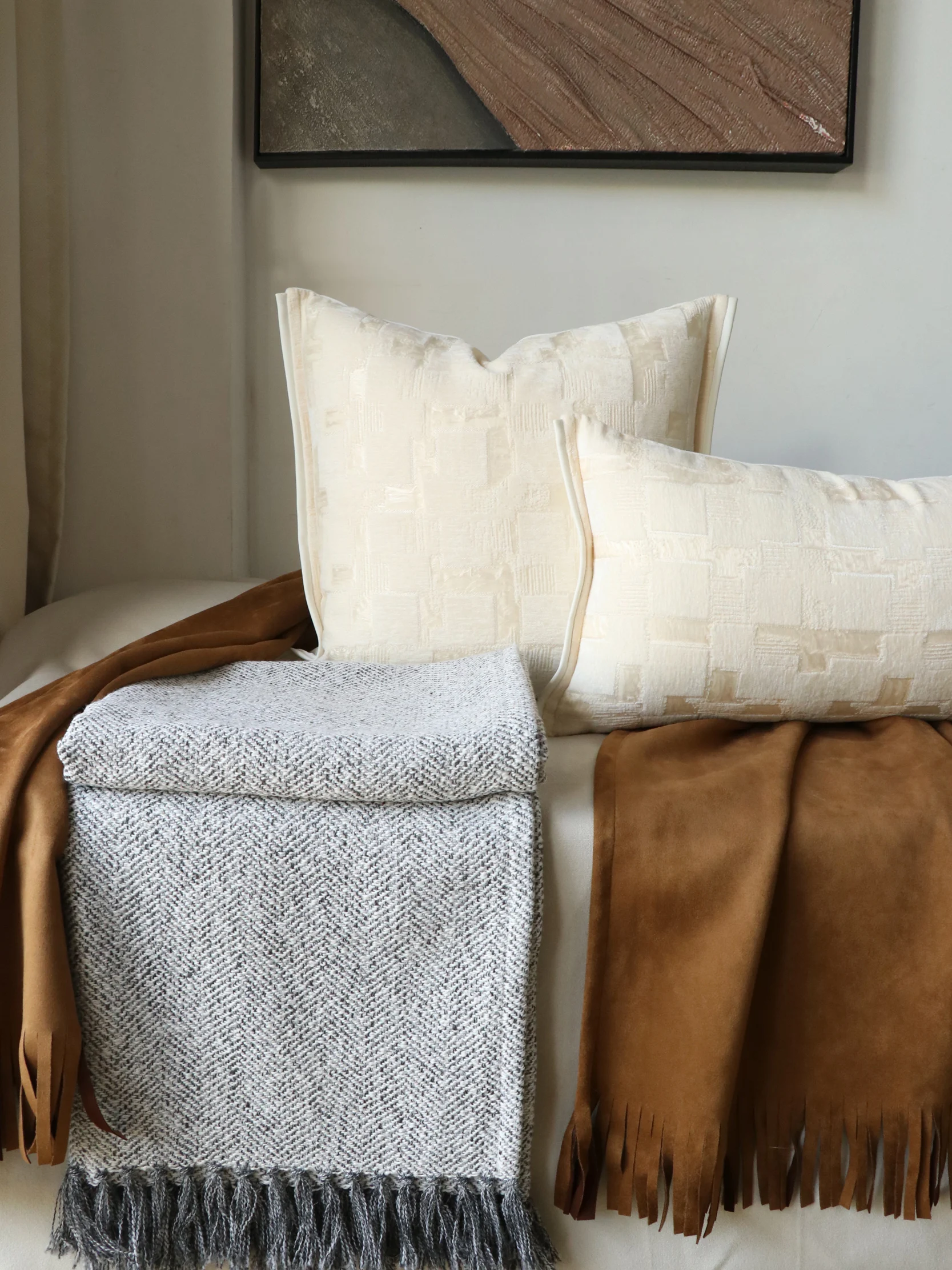 Modern Minimalist Chinese Brick Pattern Sofa Pillow Beige Long Waist Pillow Furniture Exhibition Hotel Room Pillow
Modern Minimalist Chinese Brick Pattern Sofa Pillow Beige Long Waist Pillow Furniture Exhibition Hotel Room Pillow