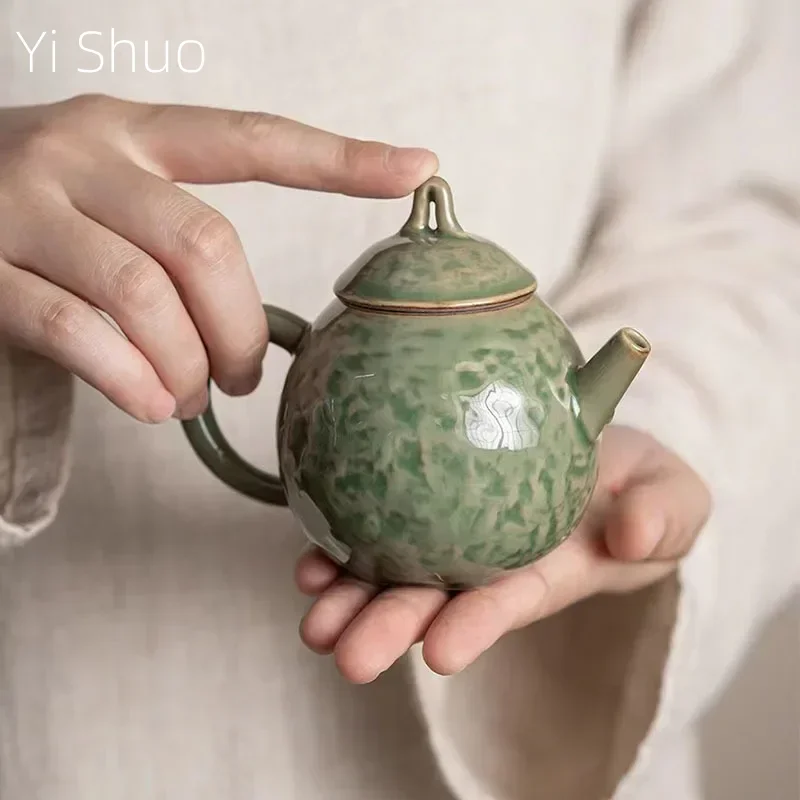 Celadon Ceramics Teapot Chinese Small Pot with Filter Kung Fu Teaware Single Pot Tea Infuser Loop-Handled Tea Maker Tea Kettle
Celadon Ceramics Teapot Chinese Small Pot with Filter Kung Fu Teaware Single Pot Tea Infuser Loop-Handled Tea Maker Tea Kettle