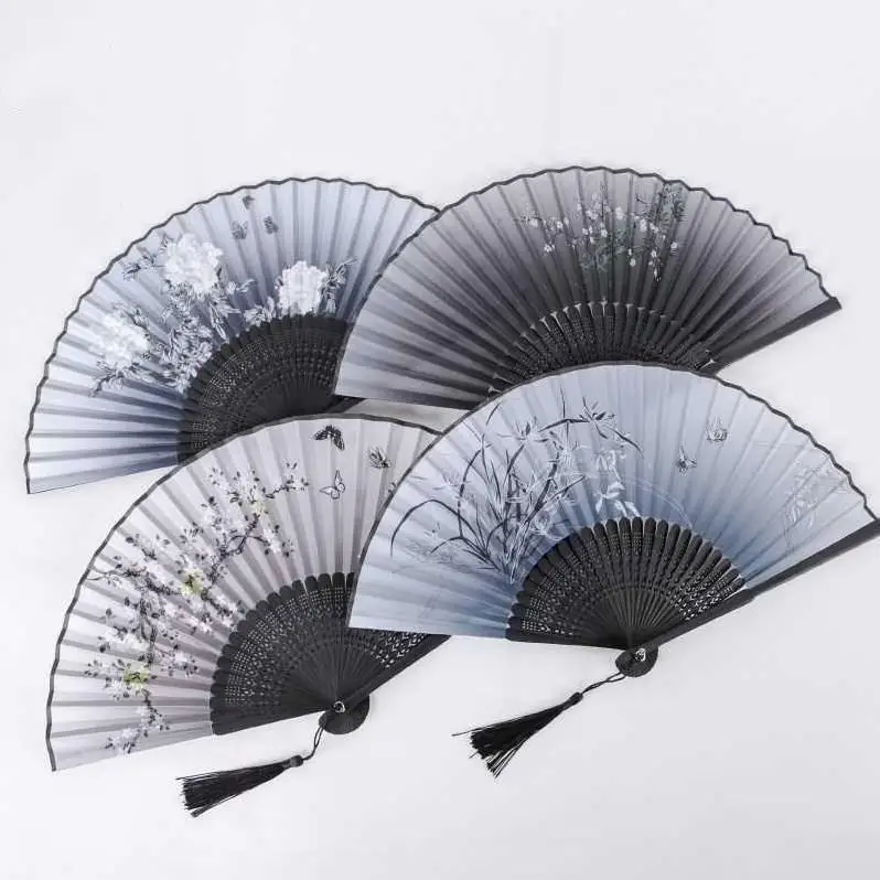5 Inch 6 Inch Printed Silk Brocade Ancient Fan Student Summer Fan Classical Small E Gift Home Daily Use Bamboo Frame
5 Inch 6 Inch Printed Silk Brocade Ancient Fan Student Summer Fan Classical Small E Gift Home Daily Use Bamboo Frame
