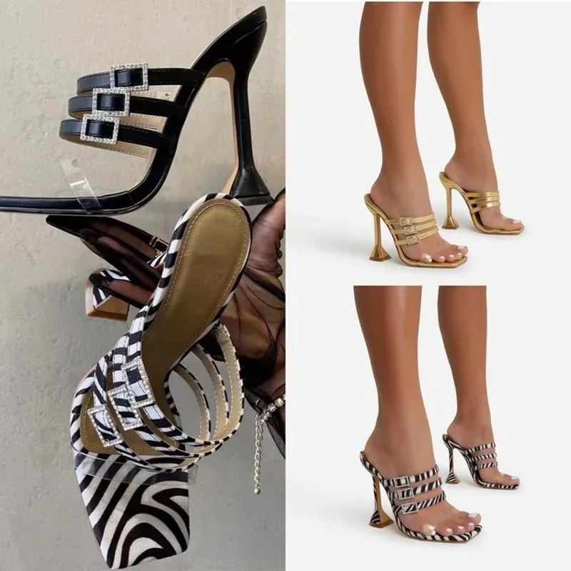 Spring Summer New Sandals Women Slippers Super High Heels Sexy Woman Shoes Plus Size Hollow Square Heel Ladies Shoes
Spring Summer New Sandals Women Slippers Super High Heels Sexy Woman Shoes Plus Size Hollow Square Heel Ladies Shoes