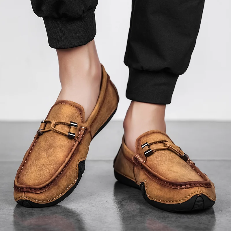 Fashion Casual Men Suede Leather Loafers Shoes Men Slip-on Driving Shoes Lightweight Leisure Soft Sole Office Business Men Shoes
Fashion Casual Men Suede Leather Loafers Shoes Men Slip-on Driving Shoes Lightweight Leisure Soft Sole Office Business Men Shoes
