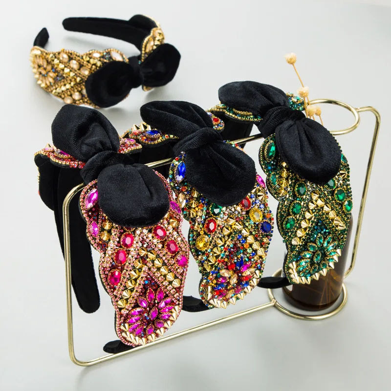 Punk Rivet Bowknot Headband Colorful Rhinestone Wide Hairband Gothic Velvet Top Knot Hair Hoop Clubbing Stage Statement Headwear
Punk Rivet Bowknot Headband Colorful Rhinestone Wide Hairband Gothic Velvet Top Knot Hair Hoop Clubbing Stage Statement Headwear