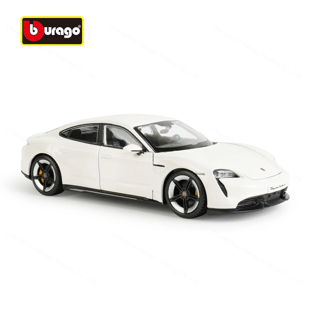 Bburago 1:24 Porsche Taycan Turbo S спортивный автомобиль статический литой автомобиль Коллекционная модель автомобиля игрушки
Bburago 1:24 Porsche Taycan Turbo S спортивный автомобиль статический литой автомобиль Коллекционная модель автомобиля игрушки