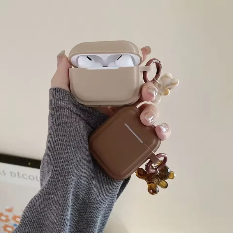 Matte Soft Silicone Wireless Earphone Case for Airpods 3 Cute 3D Bear Pendant Shockproof Headphone Cover for Airpods 1 2 Pro
Matte Soft Silicone Wireless Earphone Case for Airpods 3 Cute 3D Bear Pendant Shockproof Headphone Cover for Airpods 1 2 Pro
