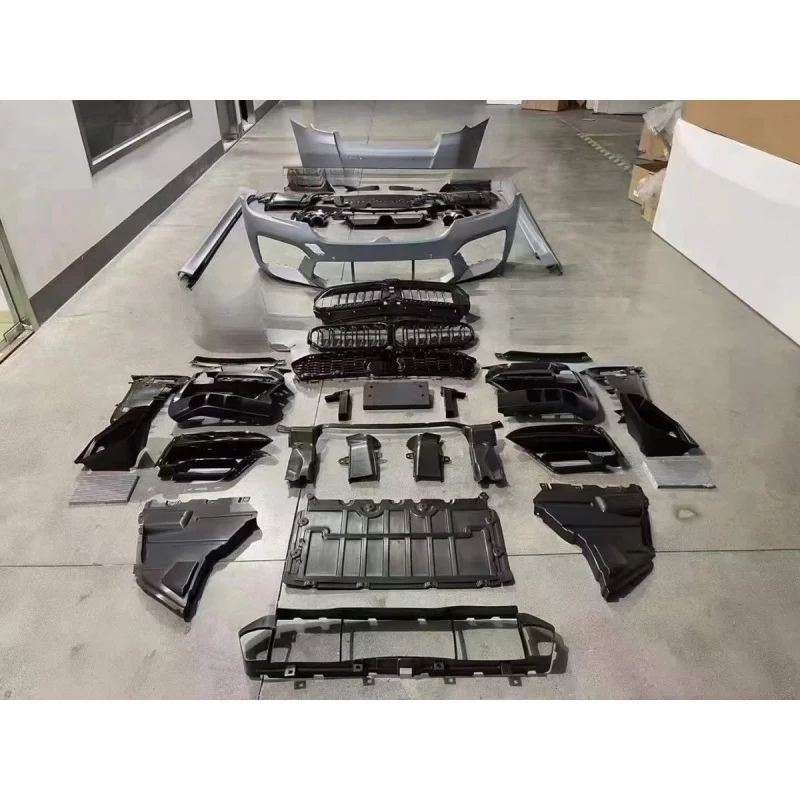 Suitable for The body kit is BMW 5 Series modified to G30/G38, F90 modification
Suitable for The body kit is BMW 5 Series modified to G30/G38, F90 modification