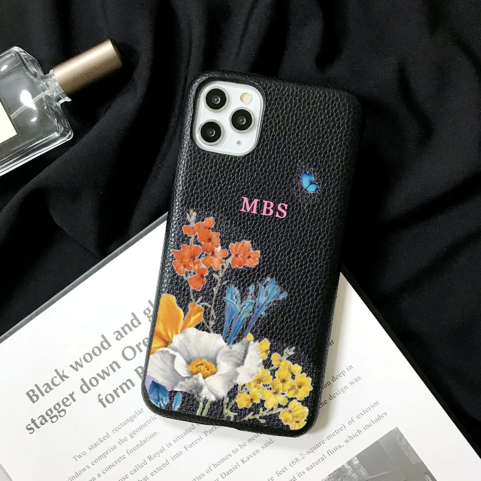 Personalized Customized Letter Leather Phone Case For Iphone 15 16 pro max 14 13 Pro Max 12 Mini 11 Fashion kafr letters Covers
Personalized Customized Letter Leather Phone Case For Iphone 15 16 pro max 14 13 Pro Max 12 Mini 11 Fashion kafr letters Covers